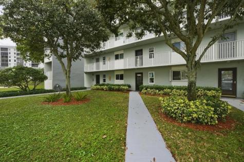 2226 N Cypress Bend Drive Pompano Beach FL 33069