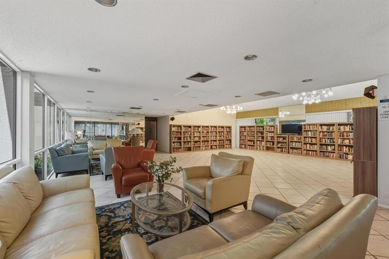 2226 N Cypress Bend Drive Pompano Beach FL 33069