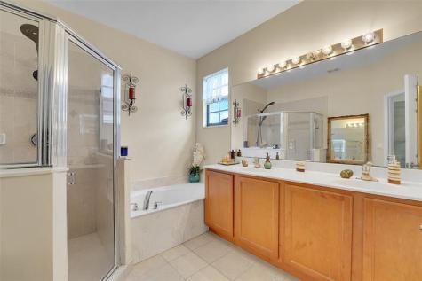 1764 SW Via Rossa Port St Lucie FL 34953