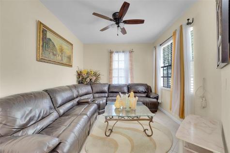 1764 SW Via Rossa Port St Lucie FL 34953