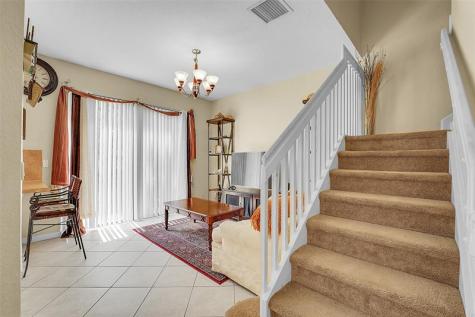 1764 SW Via Rossa Port St Lucie FL 34953
