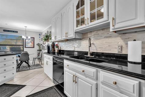 9050 Jacaranda Lane Plantation FL 33324