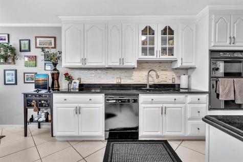 9050 Jacaranda Lane Plantation FL 33324