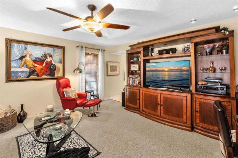9050 Jacaranda Lane Plantation FL 33324