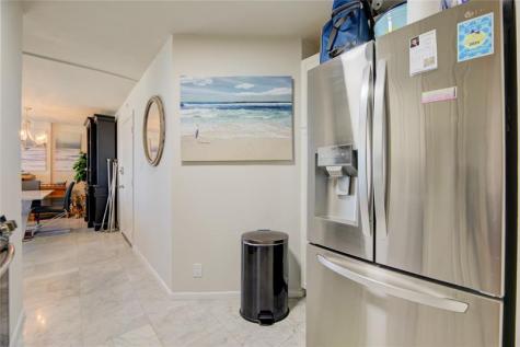 1 Las Olas Circle Fort Lauderdale FL 33316