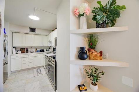 1 Las Olas Circle Fort Lauderdale FL 33316