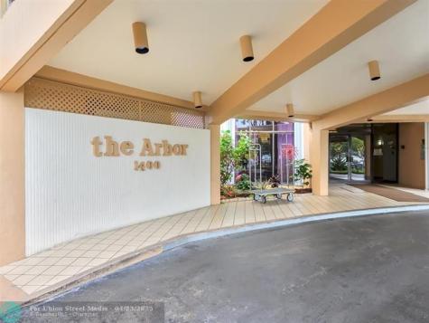 1400 Saint Charles Place Pembroke Pines FL 33026