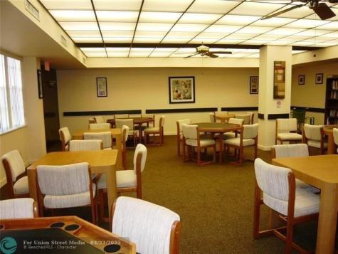 1400 Saint Charles Place Pembroke Pines FL 33026