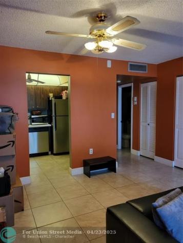 1400 Saint Charles Place Pembroke Pines FL 33026
