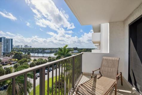 1201 S Ocean Hollywood FL 33019