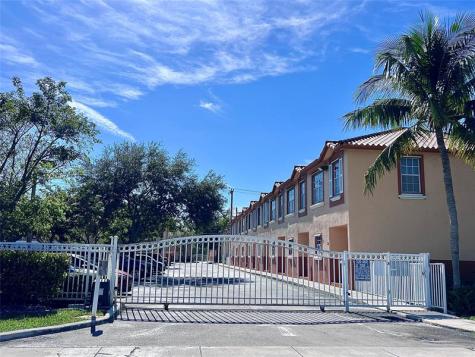 2314 Johnson Street Hollywood FL 33020