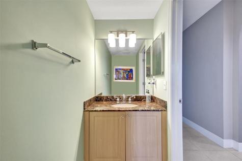 2550 SW 27th Avenue Miami FL 33133