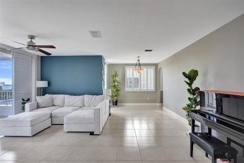 2550 SW 27th Avenue Miami FL 33133