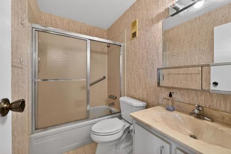 9110 SW 22nd Court Davie FL 33324