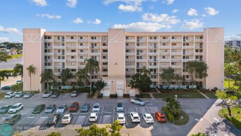 14476 Amberly Lane Delray Beach FL 33446