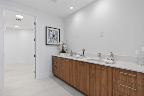 153 N Seabreeze Boulevard Fort Lauderdale FL 33304