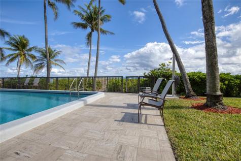 520 N Ocean Boulevard Pompano Beach FL 33062