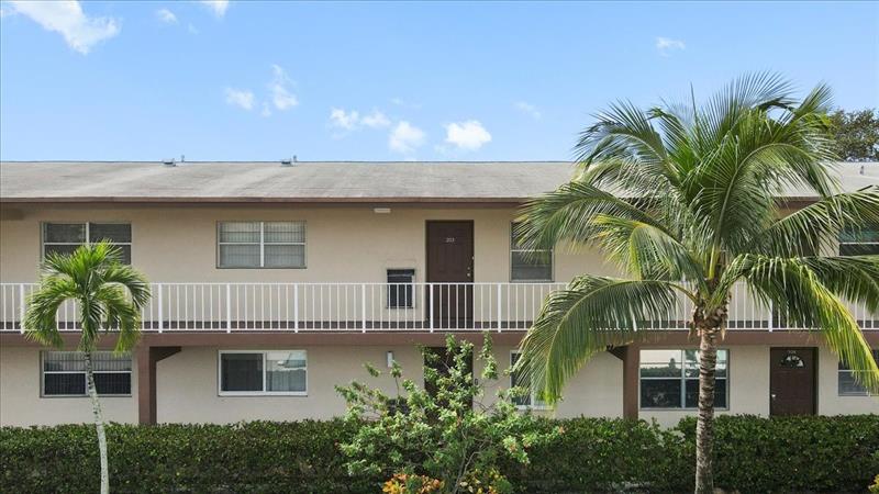 7200 NW 5th Place Margate FL 33063