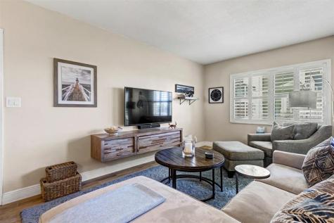 1035 Hillsboro Mile Hillsboro Beach FL 33062