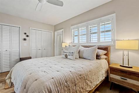 1035 Hillsboro Mile Hillsboro Beach FL 33062