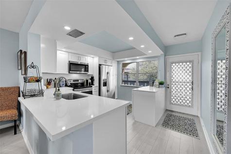 3204 Portofino Point Coconut Creek FL 33066