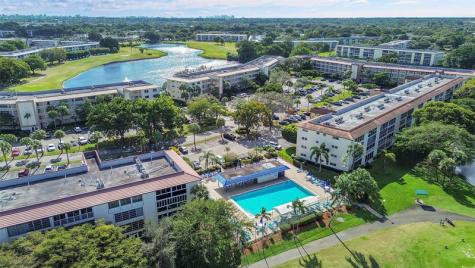 3204 Portofino Point Coconut Creek FL 33066
