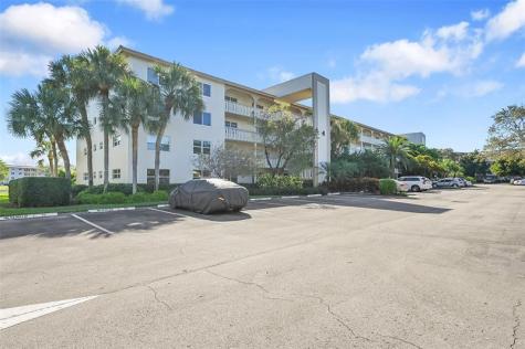3204 Portofino Point Coconut Creek FL 33066