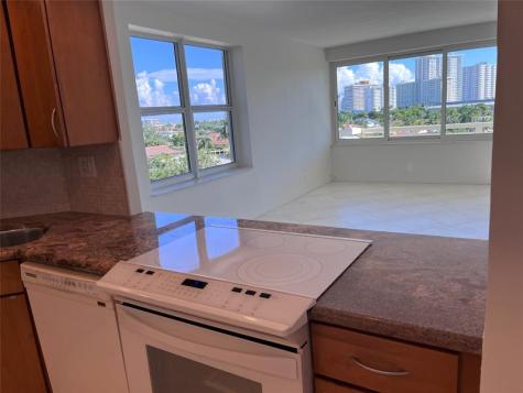 3200 NE 36th Street Fort Lauderdale FL 33308