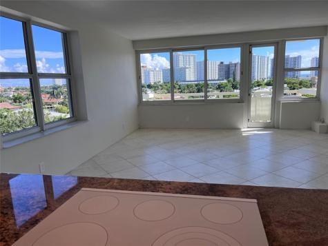 3200 NE 36th Street Fort Lauderdale FL 33308