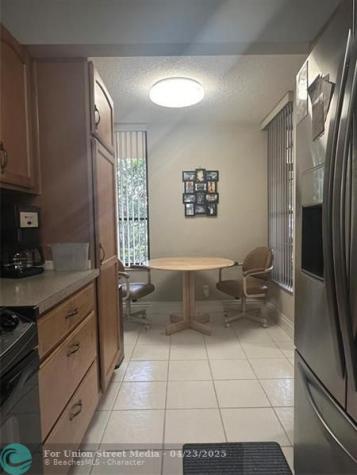 5609 Coral Lake Margate FL 33063