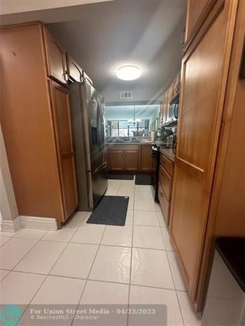 5609 Coral Lake Margate FL 33063