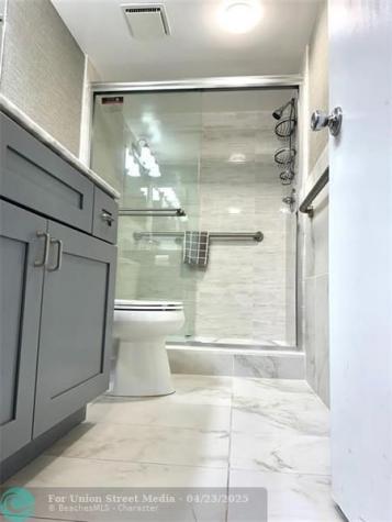 5609 Coral Lake Margate FL 33063