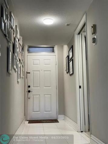 5609 Coral Lake Margate FL 33063