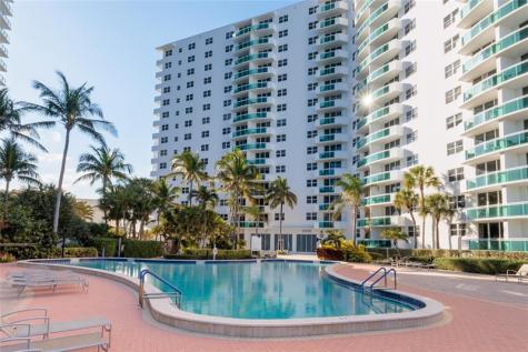 3001 S Ocean Drive Hollywood FL 33019