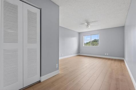 9977 Westview Drive Coral Springs FL 33076