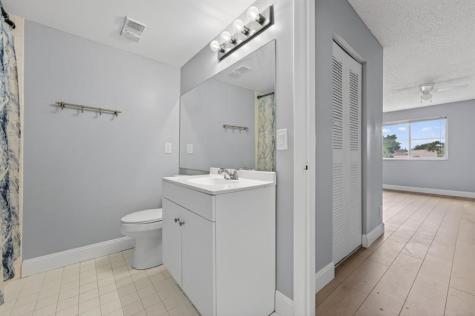 9977 Westview Drive Coral Springs FL 33076