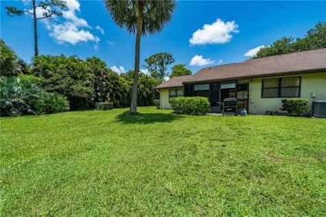 64 Macadamia Court Royal Palm Beach FL 33411