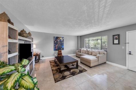7466 Ashmont Circle Tamarac FL 33321