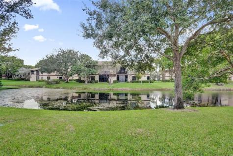 2518 Carambola Circle N Coconut Creek FL 33066