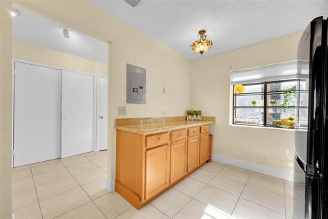10761 NW 14th Street Plantation FL 33322