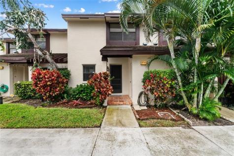 3755 Carambola Circle N Coconut Creek FL 33066