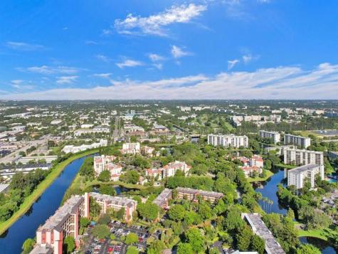 2200 S Cypress Bend Drive Pompano Beach FL 33069