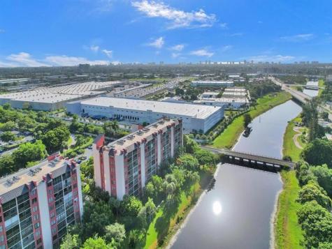 2200 S Cypress Bend Drive Pompano Beach FL 33069