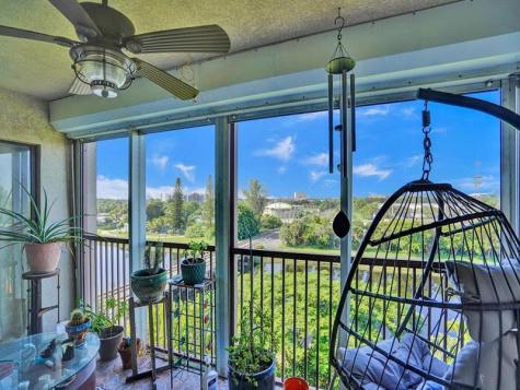 2200 S Cypress Bend Drive Pompano Beach FL 33069