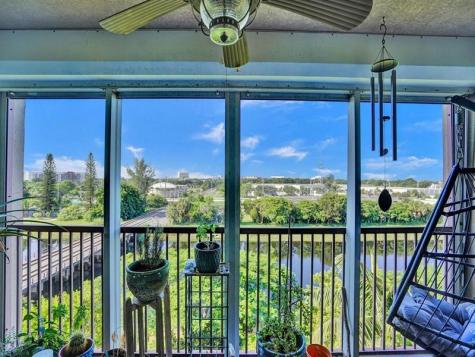 2200 S Cypress Bend Drive Pompano Beach FL 33069