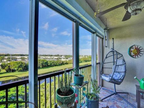 2200 S Cypress Bend Drive Pompano Beach FL 33069