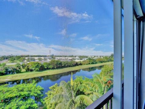 2200 S Cypress Bend Drive Pompano Beach FL 33069