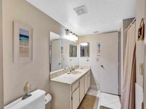 2200 S Cypress Bend Drive Pompano Beach FL 33069