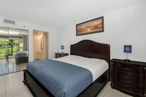 1300 Saint Charles Place # L20 Pembroke Pines Pembroke Pines FL 33026