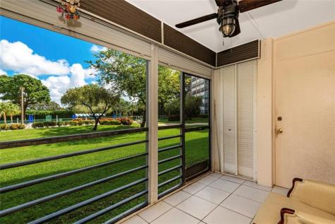 1300 Saint Charles Place # L20 Pembroke Pines Pembroke Pines FL 33026